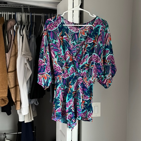 Lulu’s Floral Romper, worn twice - Picture 1 of 6